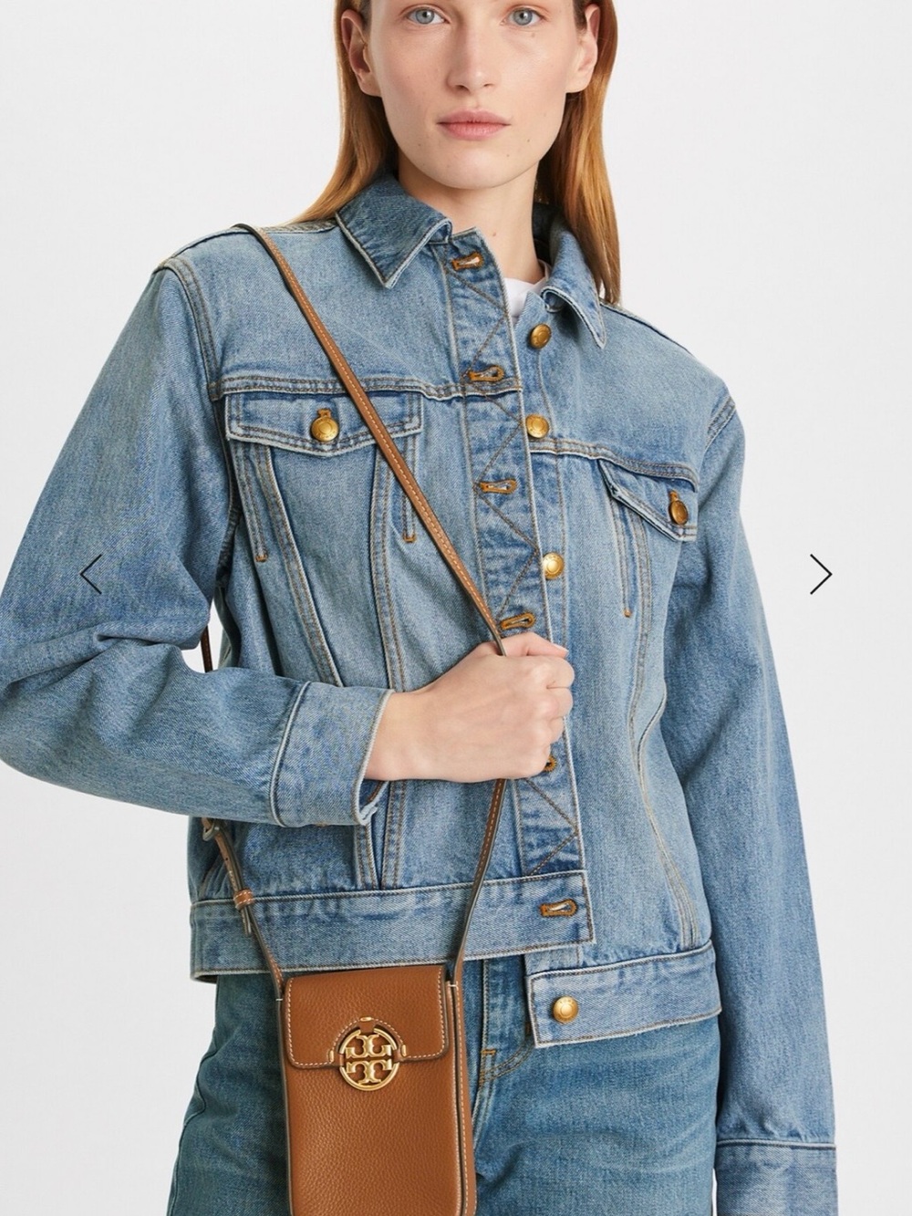 Tory Burch Pebbled Leather Miller Crossbody Phone Bag in Brown with Gold Logo - Picture 2 of 6